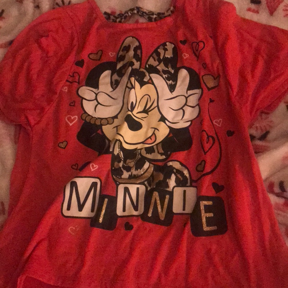 Minnie Mouse shirt